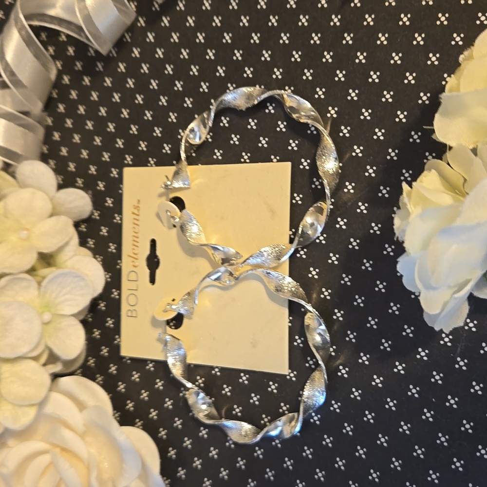 Bold Elements Silver Tone Twist Hoop Earrings NWT
